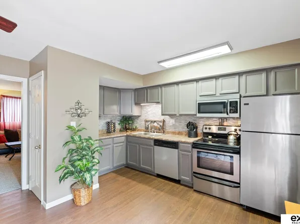 1805 Winnie Dr APT 4, Bellevue, NE 68005