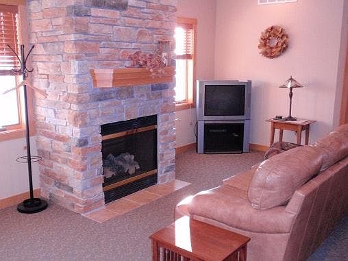 Center gathering/eating/waiting area
