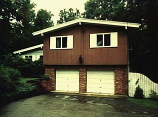 3 Tulip Tree St, Norwalk, CT 06851