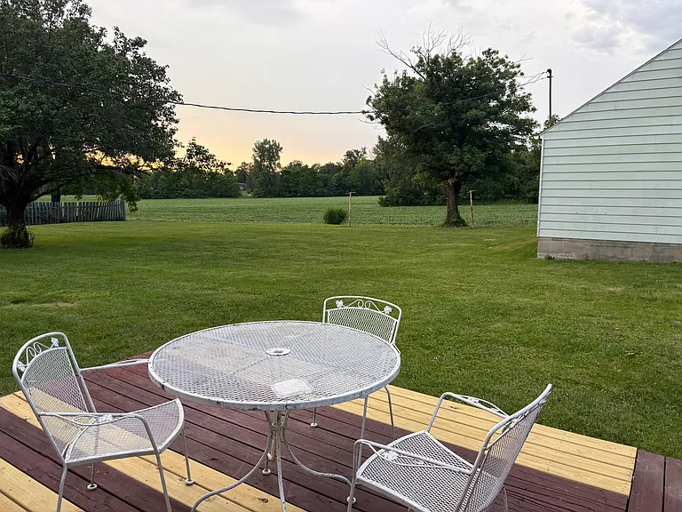 9270 Milton Carlisle Rd — Photo 2