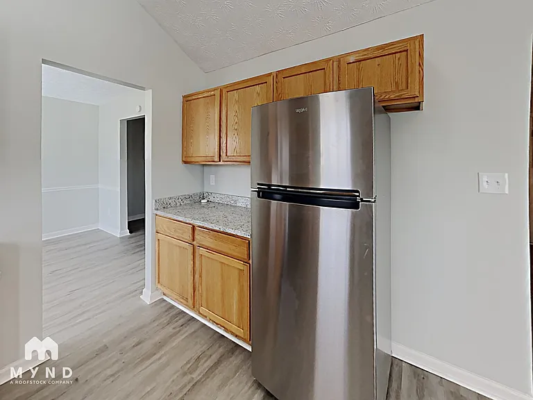 2079 Sugar Creek Falls Ct SE — Photo 5
