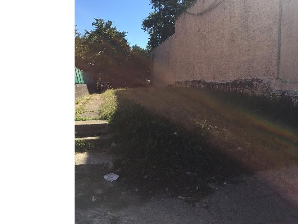 2nd image of 6121 Wister St