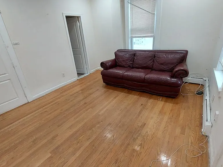 124 Marcella St #1 — Photo 2