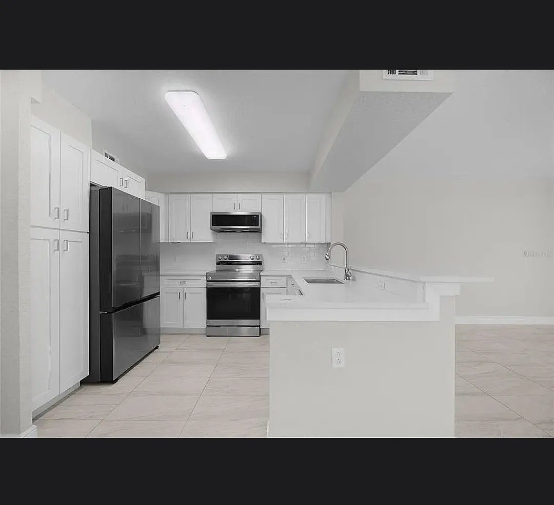 2 bed, 1288 sqft, $1,999 — Photo 4
