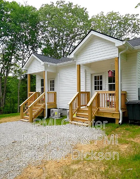 8055 Maple St — Photo 1