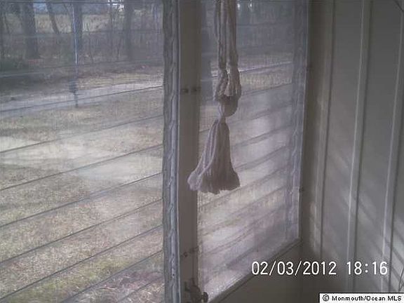 5th image of 1048 Fife Court #B