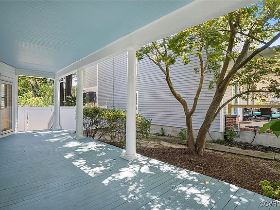 4th image of 405 W 30th St