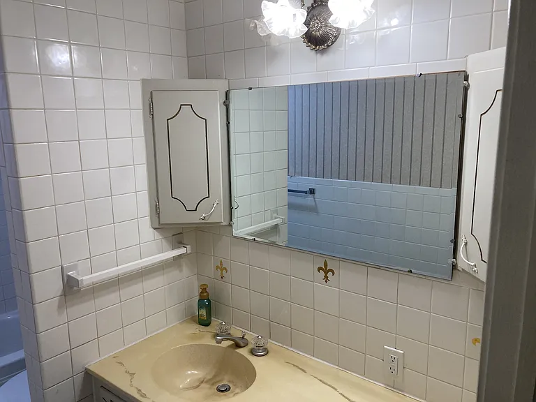 927 Skyline Dr — Photo 22
