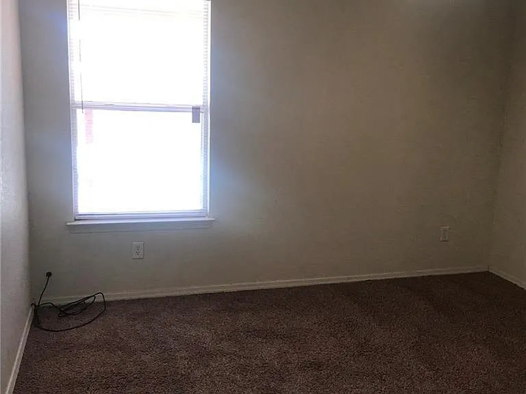 12489 Tierra Bella Dr — Photo 10