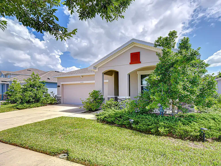 15371 Caravan Ave — Photo 1
