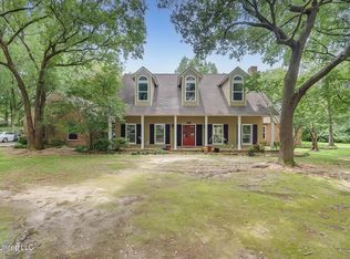 12633 Oak Forest Dr, Gulfport, MS 39503
