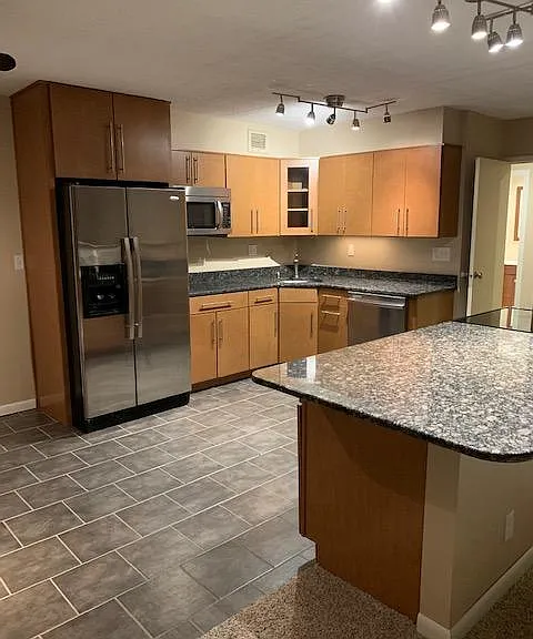 810 Matson Pl #603 — Photo 2
