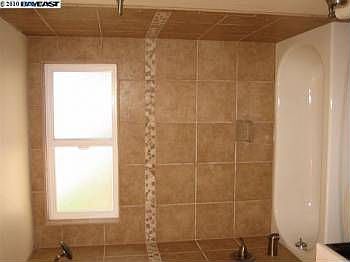4th image of 697 Sonoma Ave