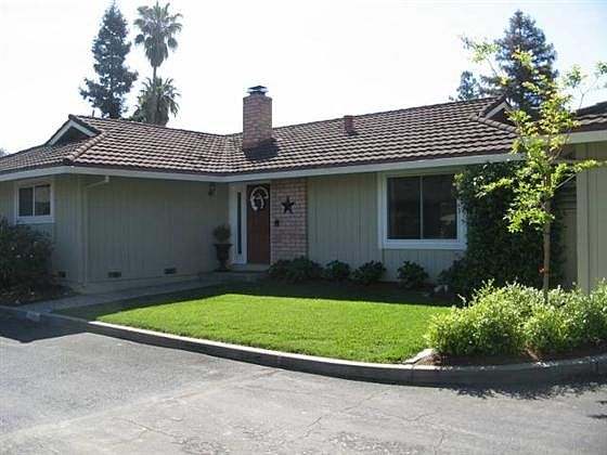 2nd image of 1841 Las Ramblas Dr