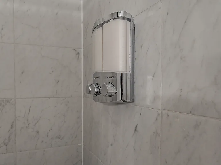 8901 Thompson Cir — Photo 31