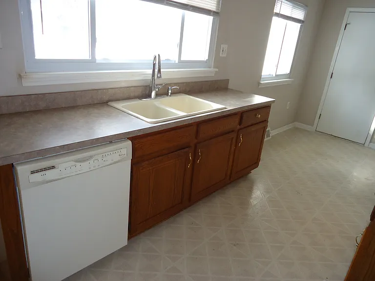 23322 Mapleview Dr — Photo 6