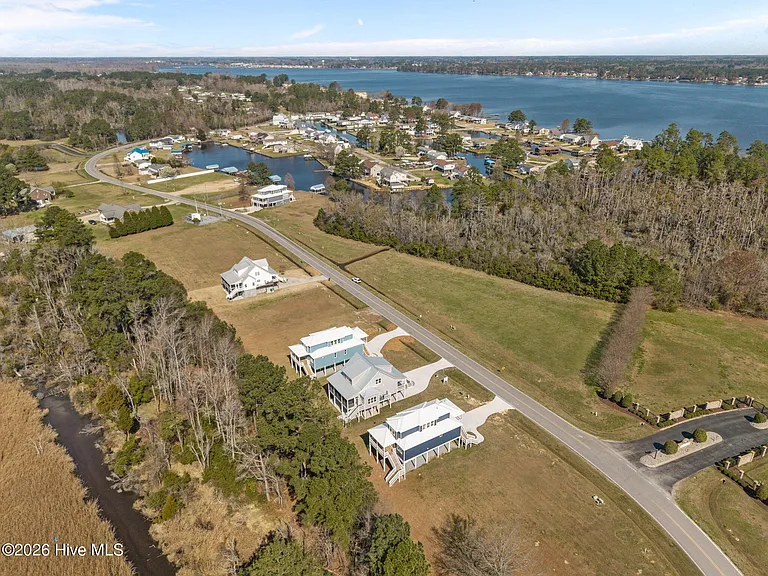 3204 Whichards Beach Rd — Photo 32