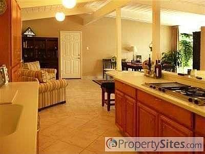 2nd image of 6430 Oakridge Way
