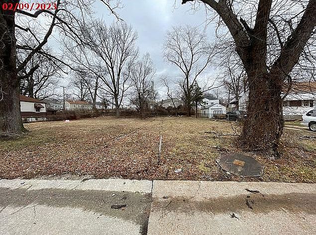 2nd image of 6120 Eaton Dr