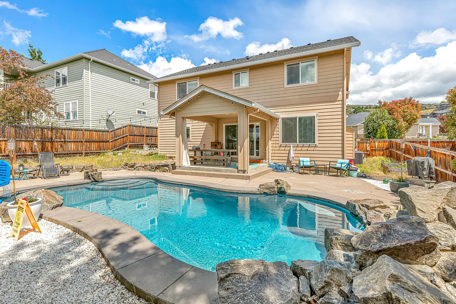 4409 Park Ridge Dr photo 1