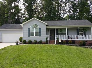 181 Swann Crossing Ln, Statesville, NC 28625