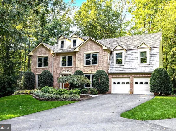 6290 Homar Pond Ct, Fairfax Station, VA 22039