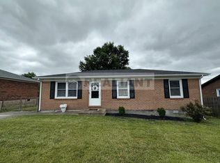 530 Foxwood Dr, Nicholasville, KY 40356