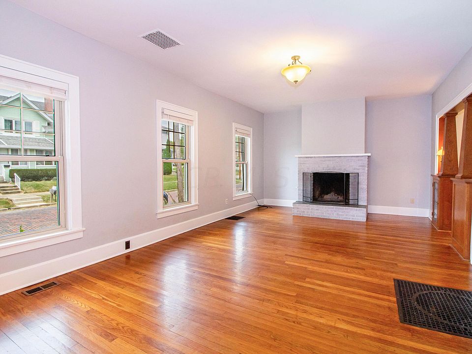 143 North St, Sunbury, OH 43074 Zillow