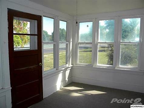 2nd image of 417 W College Dr