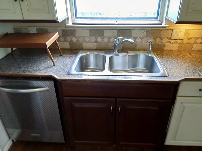 9829 Estate Ln — Photo 17