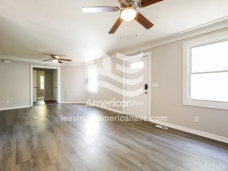40482_003_living_room_13690941.jpg