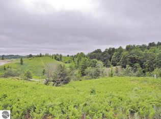 11361 S Cottonwood Dr, Traverse City, MI 49684