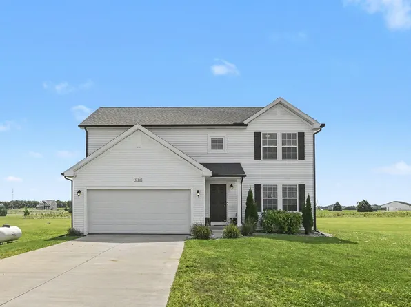 17211 Country Ln, Manchester, MI 48158