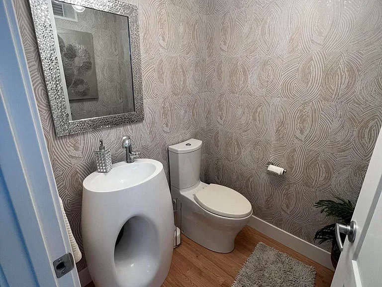 141 Osborne Ave — Photo 34