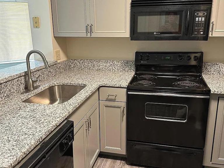 14003 Justin Way #5C — Photo 3