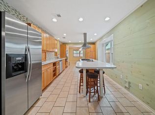 926 Holly Hall Dr, Richmond, TX 77406