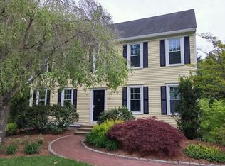 35 North St, Hopkinton, MA 01748