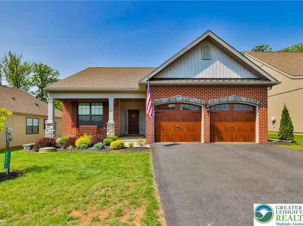 3631 Daylily Dr, Emmaus, PA 18049