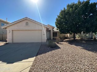 1923 W Falcon Dr, Chandler, AZ 85286