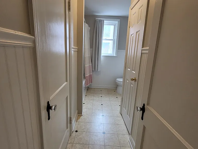 104-1 S Main St — Photo 7