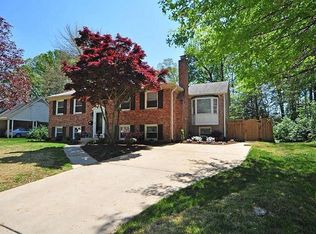 2001 Cool Spring Dr, Alexandria, VA 22308