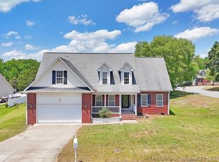 10 Pender Rd, Spring Lake, NC 28390