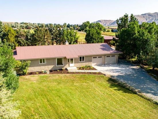 31 Mccullough Rd Cody Wy 82414 Zillow