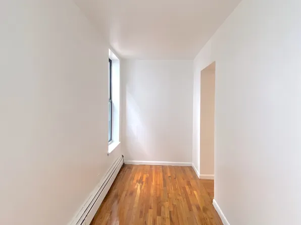 2018 3rd Avenue image 9 of 20