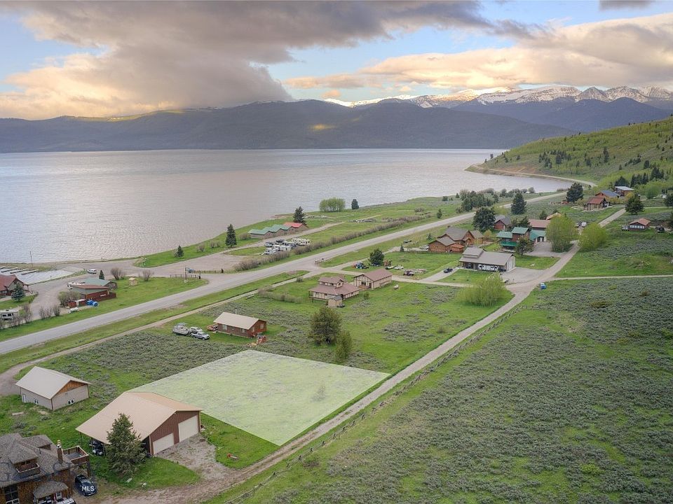 1 Outpost Mall Yellowstone Ave West Yellowstone, MT, 59758 Apartments