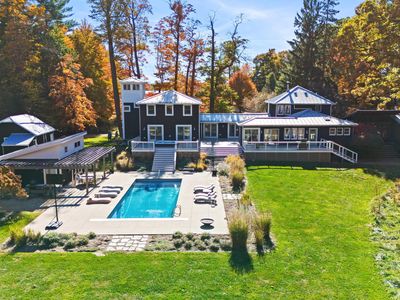 8145 East Rd, Three Oaks, MI, 49128