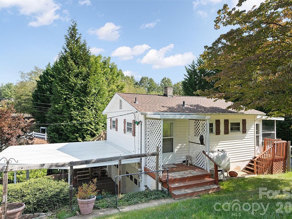 28th image of this home