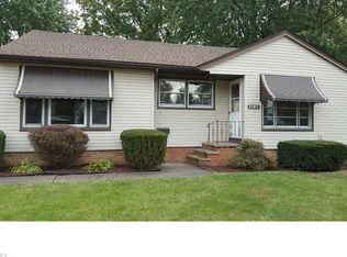 7187 Greenleaf Ave, Parma, OH 44130