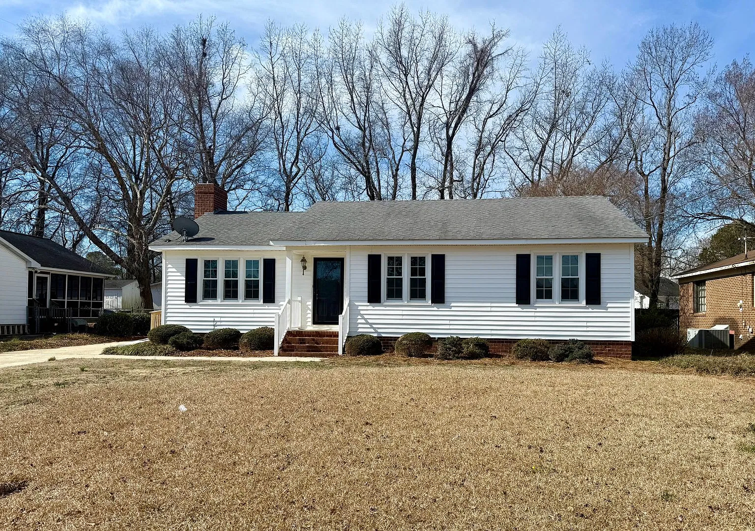 606 Poe Street — Photo 1