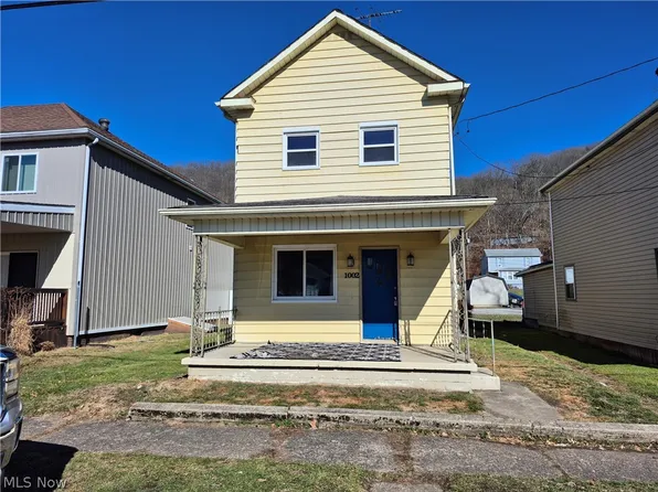 1002 2nd Ave, New Cumberland, WV 26047